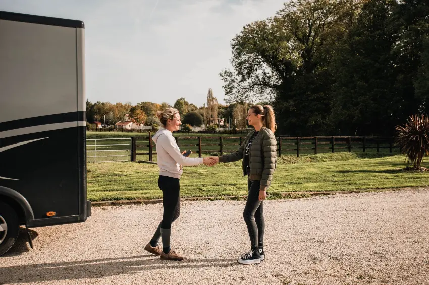 Transporteur de chevaux Protégez votre activité de transporteur équin